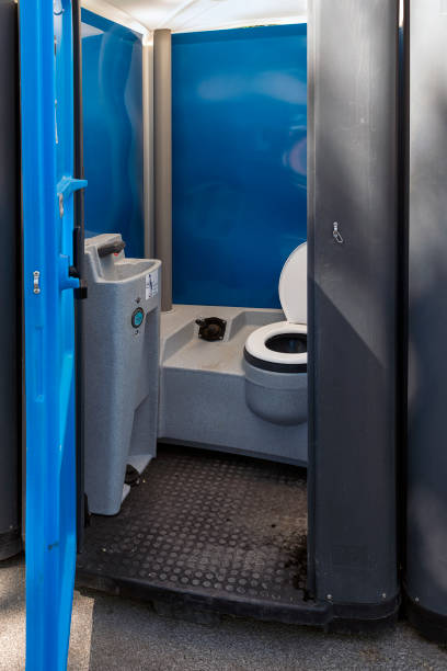 Best Restroom trailer rental cost  in Logan, NM
